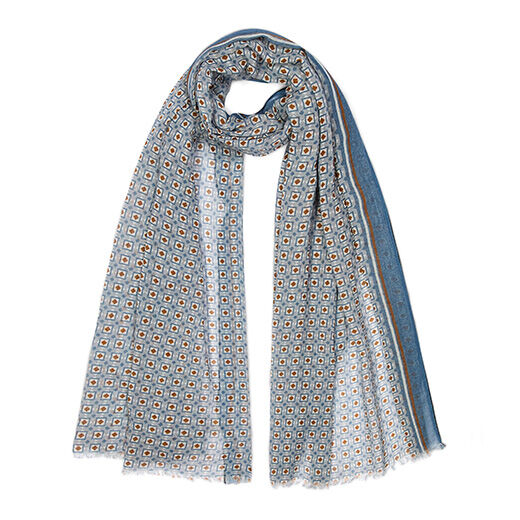 A lightweight woollen scarf in a pale blue-grey pattern